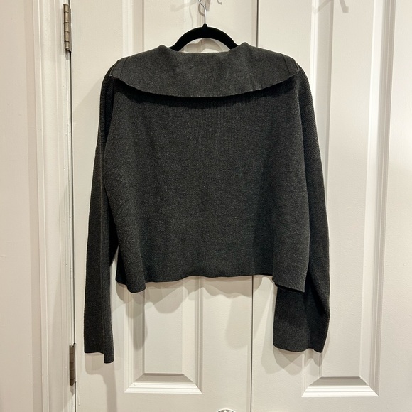 Aritzia half zip sweater - Picture 3 of 4